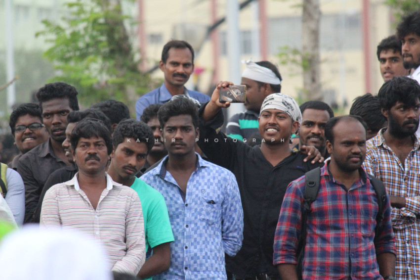Jallikattu protests marina beach  (260)